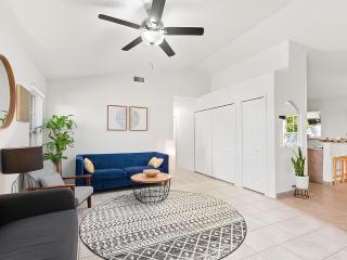 Anastasia Island Villa Upper Level plus Rooftop - St. Augustine - 4