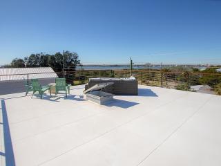Anastasia Island Villa Upper Level plus Rooftop - St. Augustine - 8