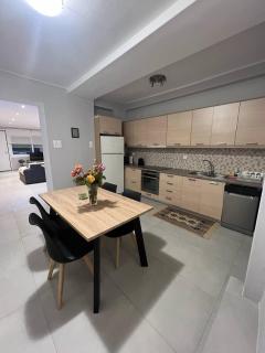Seaside Luxury Apartments - Porto Rafti - 8