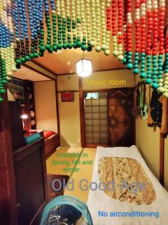 Nostalgic guesthouse for 1 to 2 Females shared toilet and shower - Kyoto - 8
