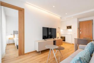 Elegance & comfort in Chamberi- 4B - 1