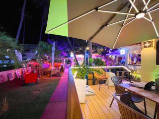 AZURE Suites & Stuios HOTEL Rooftop pool DUKASSI Sol Caribe BEACH CLUB & SPA - Punta Cana - 9