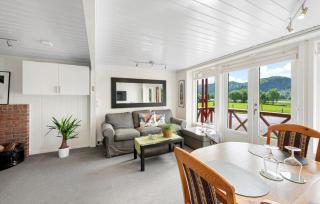 2 Bedroom Beautiful Apartment In Tjørhom - Tjørhom - 6