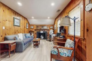 Uncle Rolfs Cozy Cottage - Dennis Port - 7