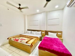 Hotel shree vaikuntha palace ( वैकुण्ठ पैलेस ) - Ujjain - 9