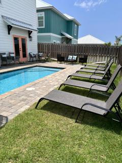 Beach Escape! 4BR Pool Home, Sleeps 15, Game Room & Minutes to 30A & Pier Park - 0