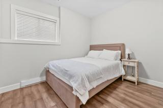 Nanaimo 2BR Oceanview Suite w/ Kitchen & Laundry - Nanaimo - 3