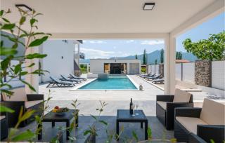 Awesome Home In Veliki Prolog - Veliki Prolog - 3