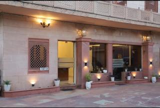 The Royale palace - Jāmb - 8