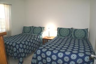 SW102 LUXURIOUS CONDO 3 minute walk to beach access - South Padre Island - 2