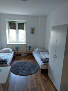 FLEX Aparts - große, möblierte Wohnung in Zwickau mit 2 Zimmern - Zwickau - 6