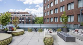 Luxury Apt In Kendall Square - - 2