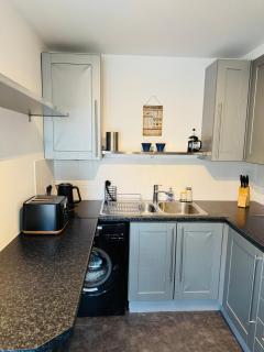 Fly Hi-Town Centre Apartment - 5