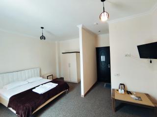 Chill Out Hotel - Zqaltubo - 9