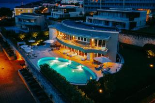 Grand Villas Adriatic situated within luxury golf & spa resort Kempinski Hotel Adriatic - Savudrija - 2