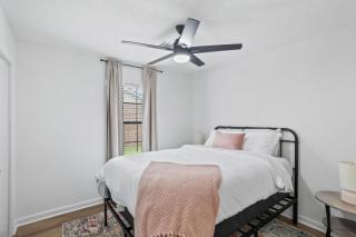 Three Bedroom House in Lake Charles - 6