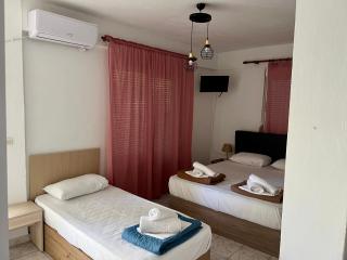PELEKAN rooms and apartments athina 11 - Pefkohori - 7