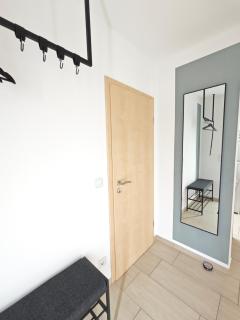 Glückshälfte - Perfekte Familien und Business-Unterkunft mit XXL-Parkplatz, Bike-Storage & Garten - Föhren - 2