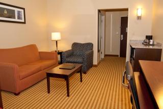 Comfort Suites Columbus East Broad - Columbus - 8