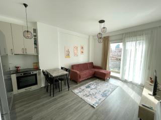SUNGAZE Apartment, City Center - Tirana - 0