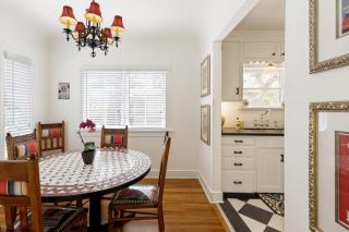 Charming 1920s Mariposa Cottage walk to ALL - 3