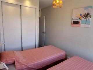 Flat in Villajoyosa with Sea Views & Pool - Villajoyosa - 5