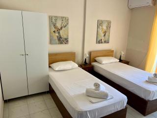 PELEKAN rooms and apartments kalipso 41 - Pefkohori - 1