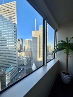 High-Rise Apartment in Downtown Dallas wPool - Dallas - 4