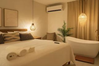 Couples Suites at Ocean Park Beach Club - San Juan - 5