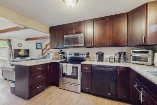 Wooded Oasis - Edgartown - 1