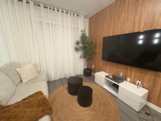 Modern 3BR Townhome Near Disney - Kissimmee - 0