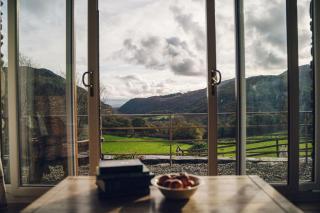 Cosy Underfloor Heated 17th Century Renovated Mill with Stunning Views - Beddgelert - 9