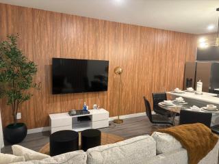Modern 3BR Townhome Near Disney - Kissimmee - 4