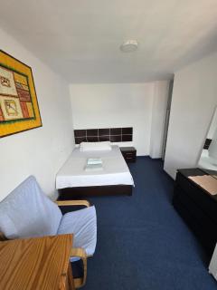 HABITACIÓN privada centro málaga cerca tren María Zambrano y playa muy buena conexión WiFi - Málaga - 8