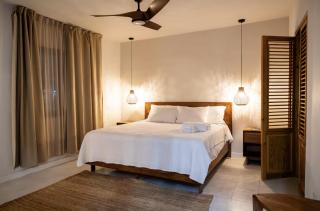 Rooftop Couples Suites at Ocean Park Beach Club - San Juan - 4