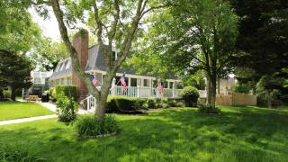 Second Floor Condo - Pool - 4 Bedrooms - 8