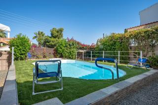 3 Bedroom Villa with private pool in Lagonisi - Áyios Nikólaos - 6
