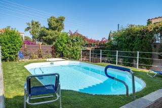 3 Bedroom Villa with private pool in Lagonisi - Áyios Nikólaos - 9