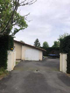 Villa lumineuse, logement et jardin et piscine privatifs, TV connectée - Audenge - 2