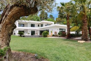Villa contemporaine de luxe - La Celle-sous-Gouzon - 4