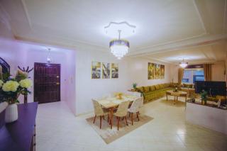Casa Verde Familieverblijf met privé parking & zeezicht - Tangier - 1
