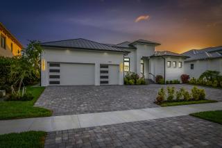 Marco Luxe Retreat Waterfront - Marco Island - 4