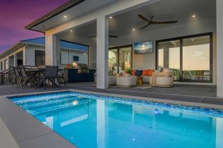 Marco Luxe Retreat Waterfront - Marco Island - 8