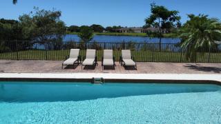 Stunning Lakeside Retreat, heated Pool, renovated - Bonita Springs - 7