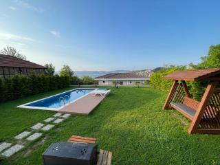 Sakarya Sapanca Ünlüce de 5 oda 1 salon Özel Havuzlu Lux 10 kişilik Tatil Villası - Sapanca - 8
