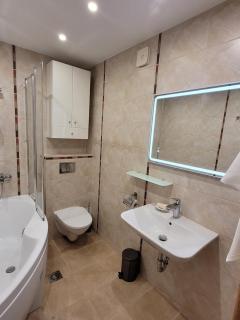 Maironio 21A apartments - City center - Free parking - Kaunas - 1