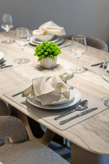 Airstay - 1BR - Pool Views - Next to Circle Mall - Monthly Offer Available - 3