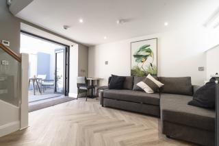 Bushmills Luxury Getaway w Bath - 6