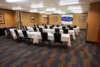 Crystal Inn Hotel & Suites - West Valley City - 3