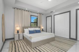 Whispering Pines Retreat - Naples - 1